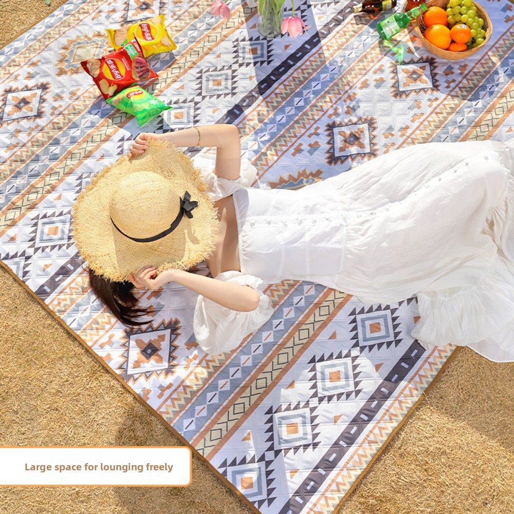 Gruba, wodoodporna mata piknik – Outdoor Camping Mat Waterproof recenzja i cena